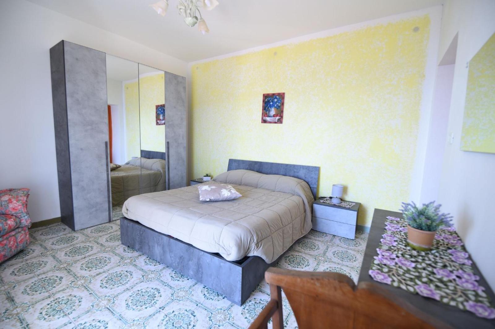 La Casa Dei Nonni Apartment อาเจโรลา ภายนอก รูปภาพ