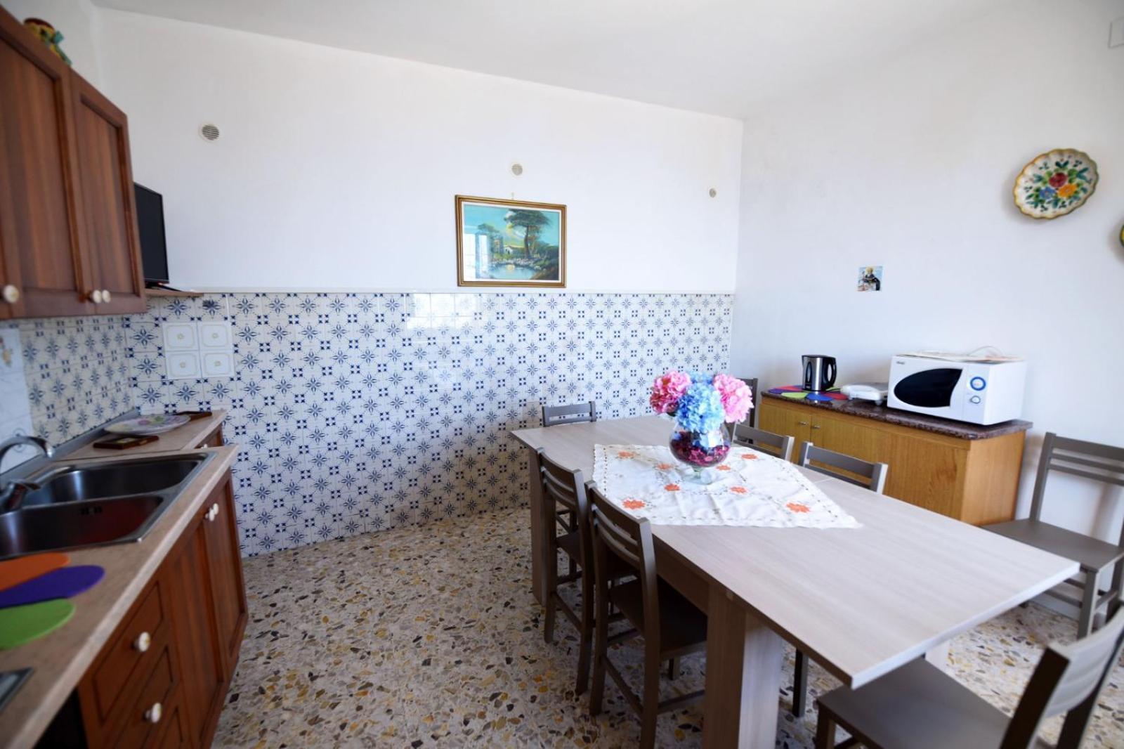 La Casa Dei Nonni Apartment อาเจโรลา ภายนอก รูปภาพ