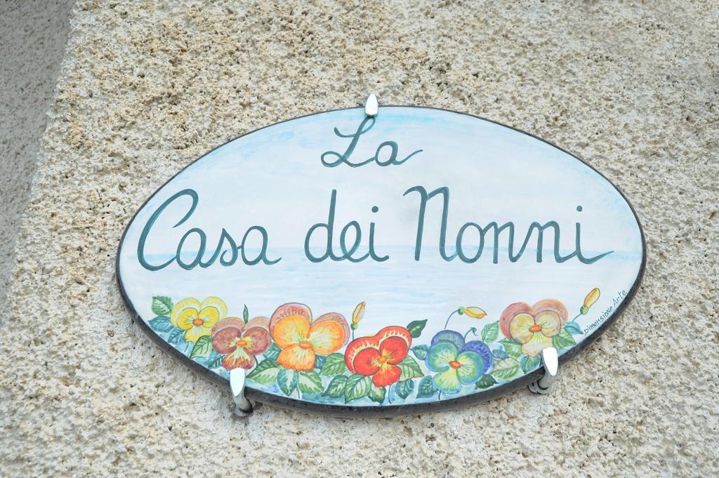 La Casa Dei Nonni Apartment อาเจโรลา ภายนอก รูปภาพ